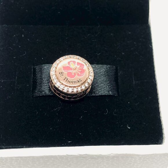 ✨🔥Pandora Exclusive Island of Saint Thomas Sparkling Round Charm - Picture 4 of 4